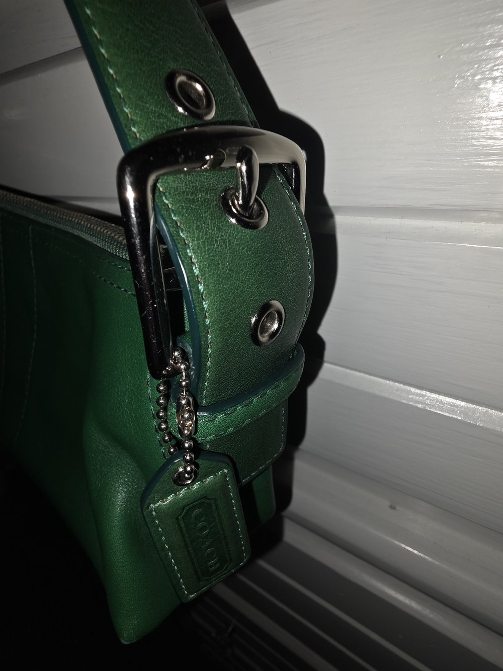 Coach Green Leather Shoulder Bag - Small - Picture 5 of 7